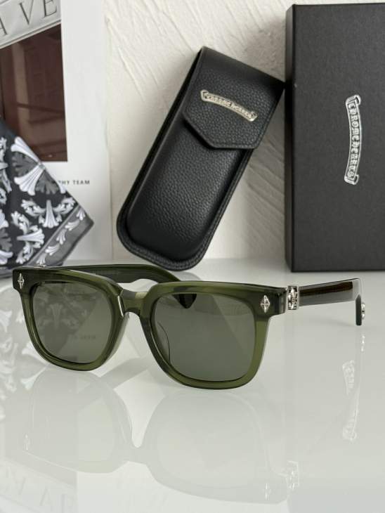 Picture of Chrome Hearts Sunglasses _SKUfw73375620fw